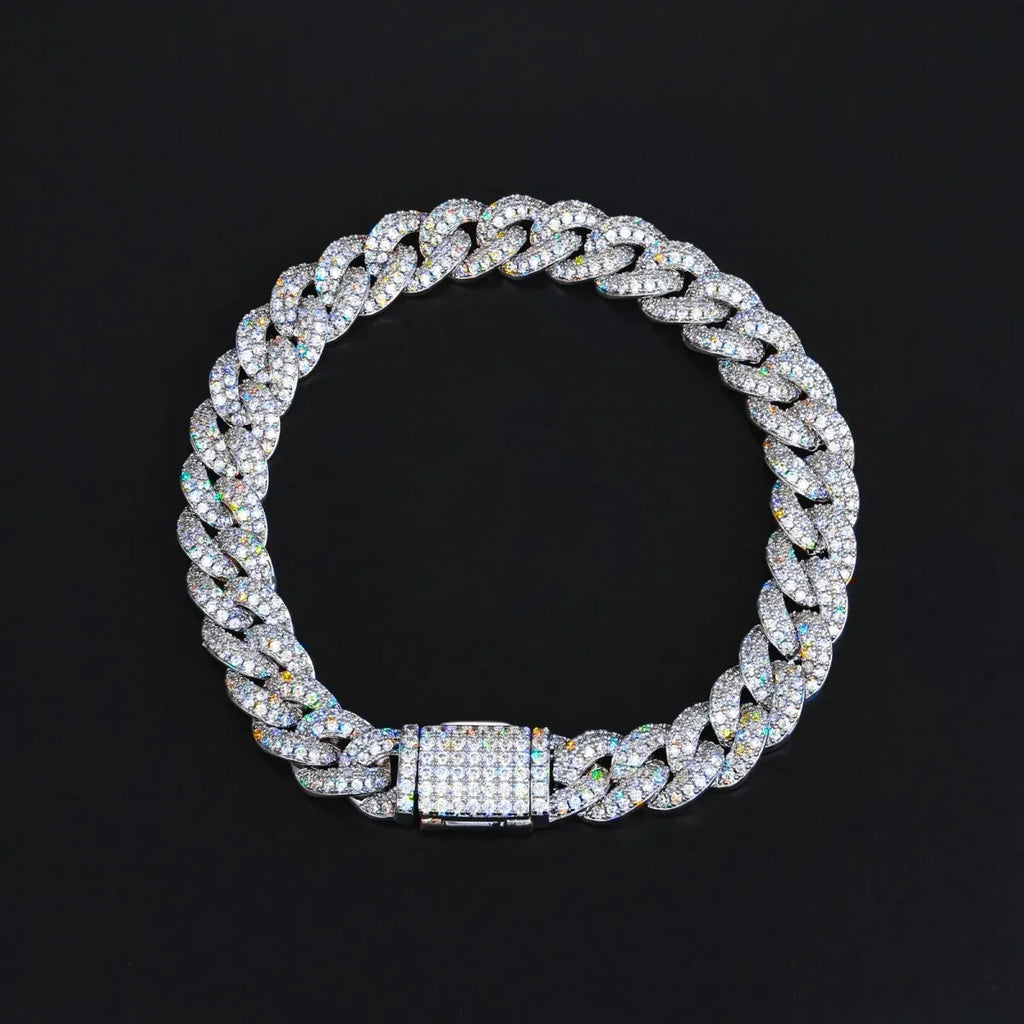 Iced Bubble Cuban Chain – ”Avalanche Links” Edition - The Gold Supply