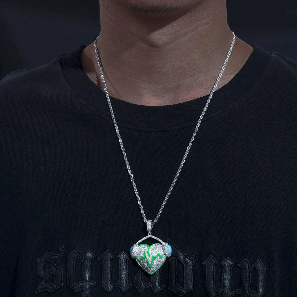 Moissanite Glow Heart Pendant – “Heartbeat Harmony” Edition - Shop Gold Supply